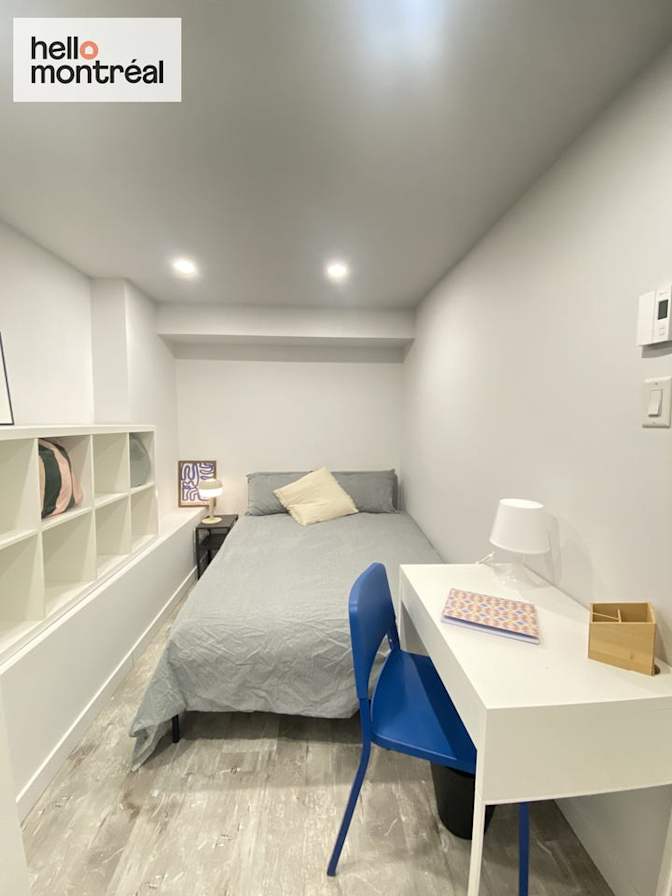HelloMontreal's room