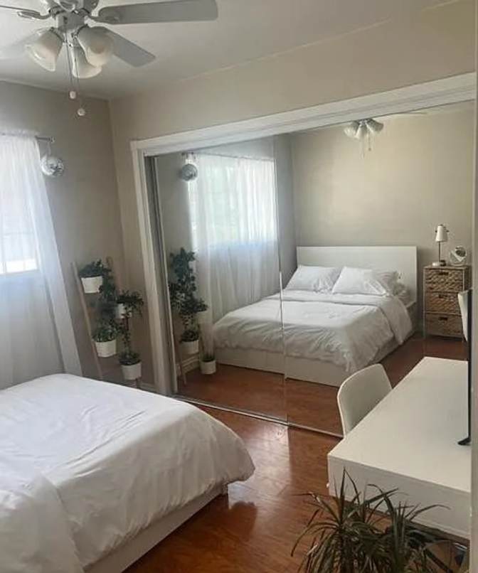 Angellica's room