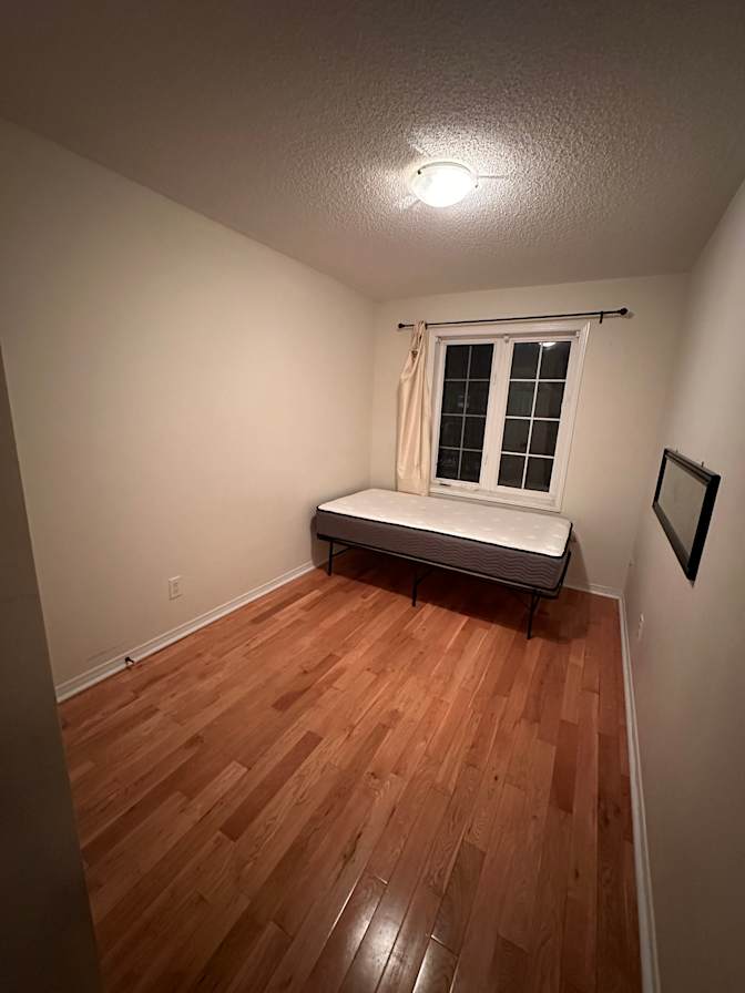 Jaz's room