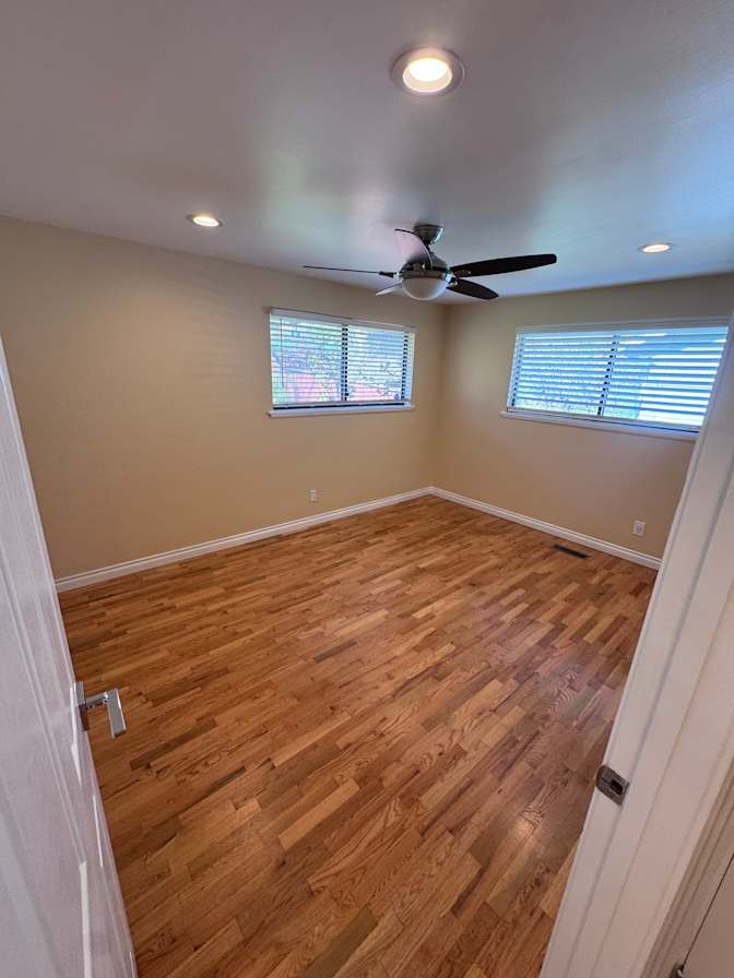 robert's room