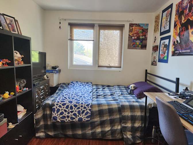 Osazomwanogie Gerard Usuanlele's room