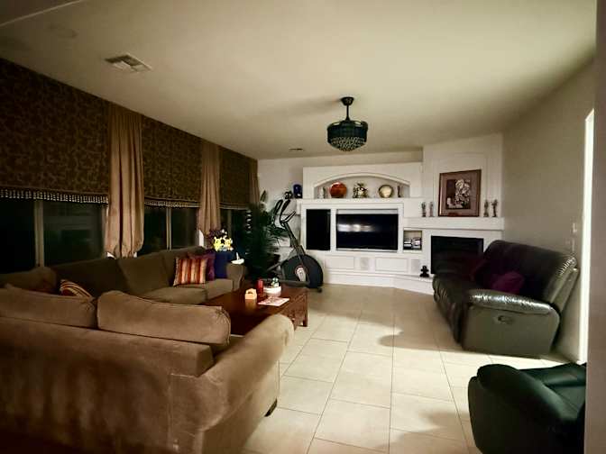 Toni's room