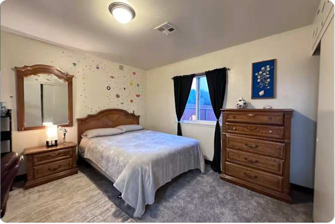 Diana's room