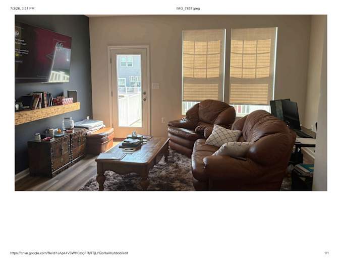 Gretchen Leigh Connors's room