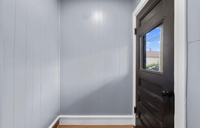 Mateo's room