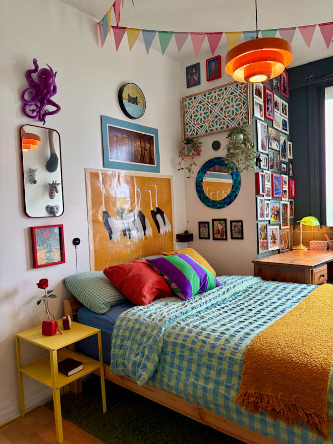 Abir's room