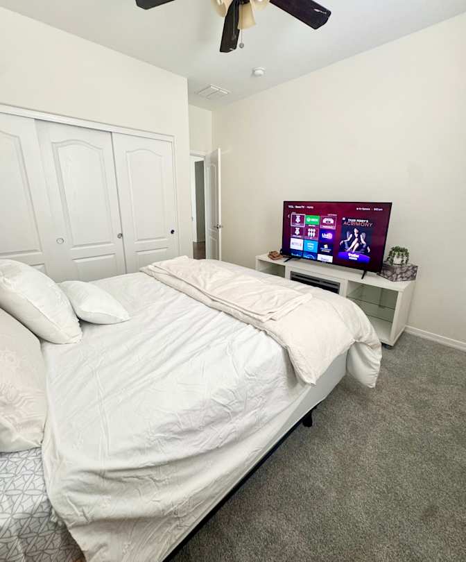 Cash's room