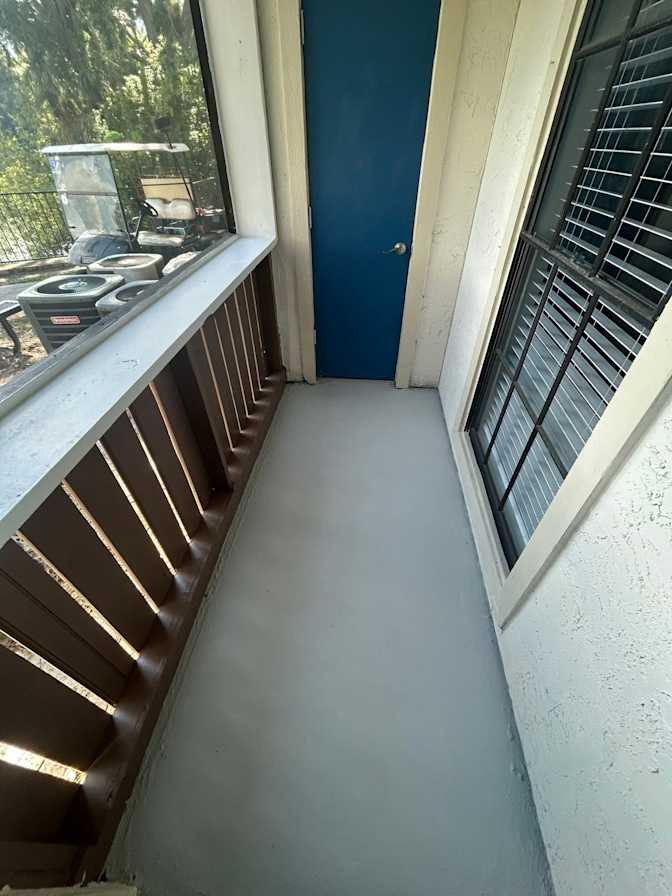 Amr Ismail's room