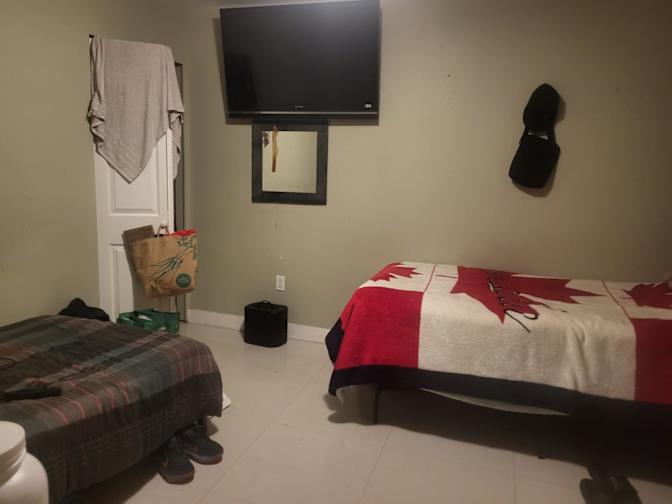Eddy's room