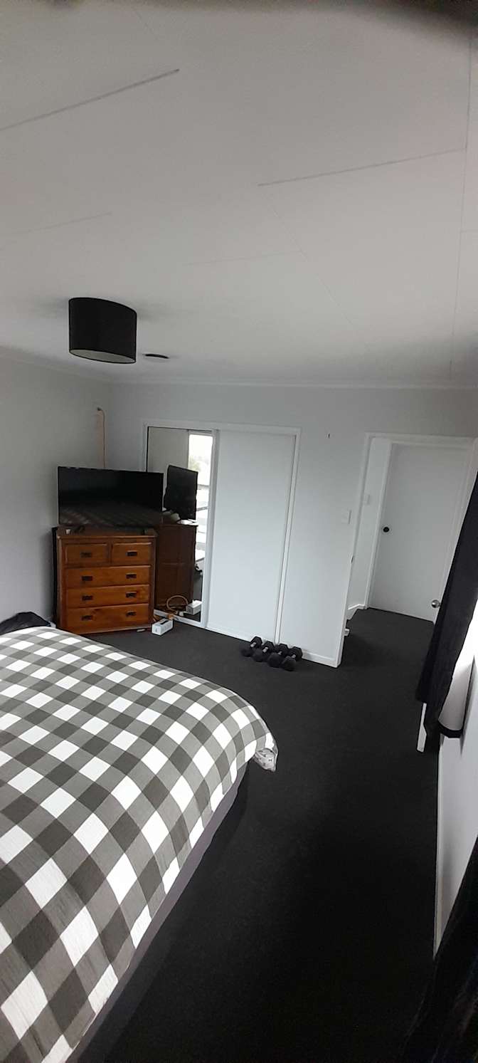 steve kenny's room