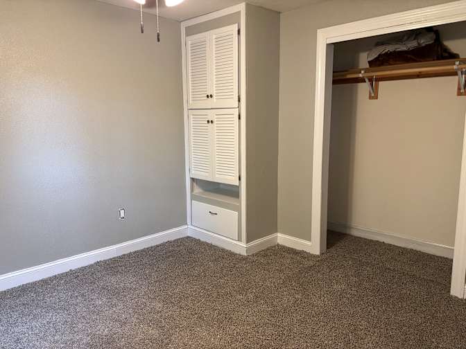 BRANDILYN L DAVIDSON's room