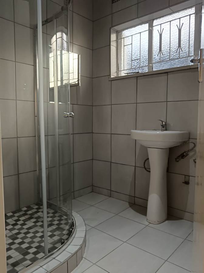 Tshepo Seth Mataboge's room