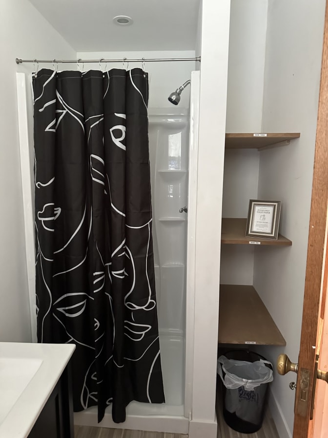 Lisa's room