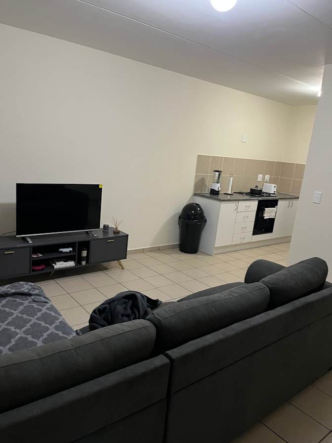 Menzisi's room