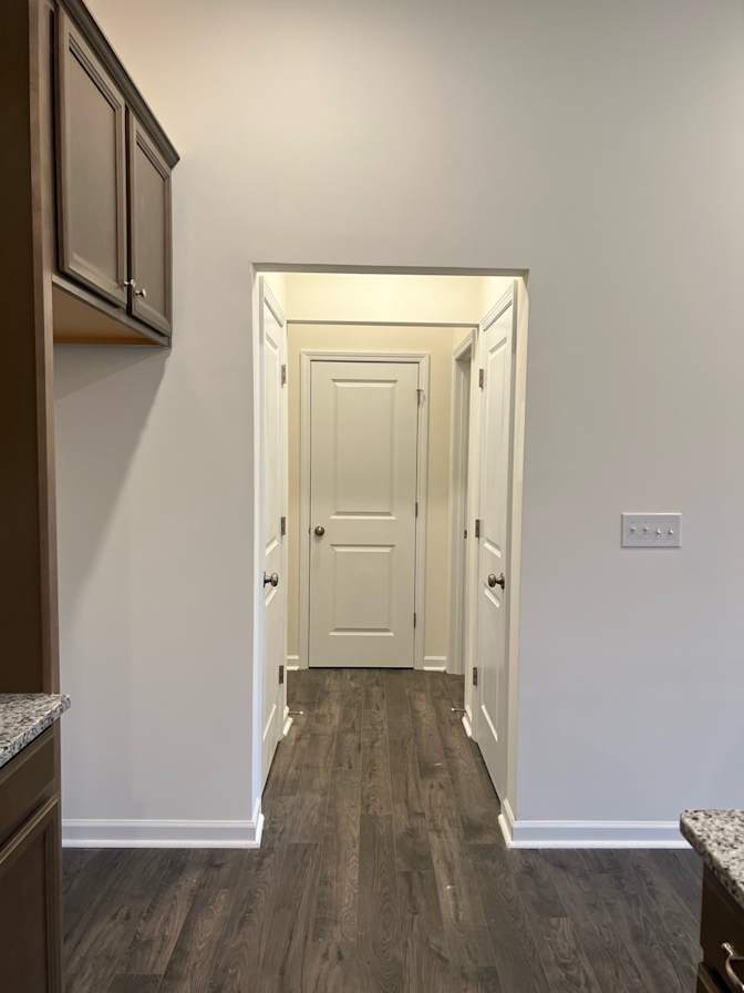 Alcove Rooms's room