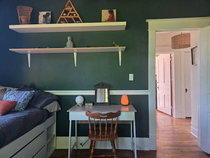 Jenna's room