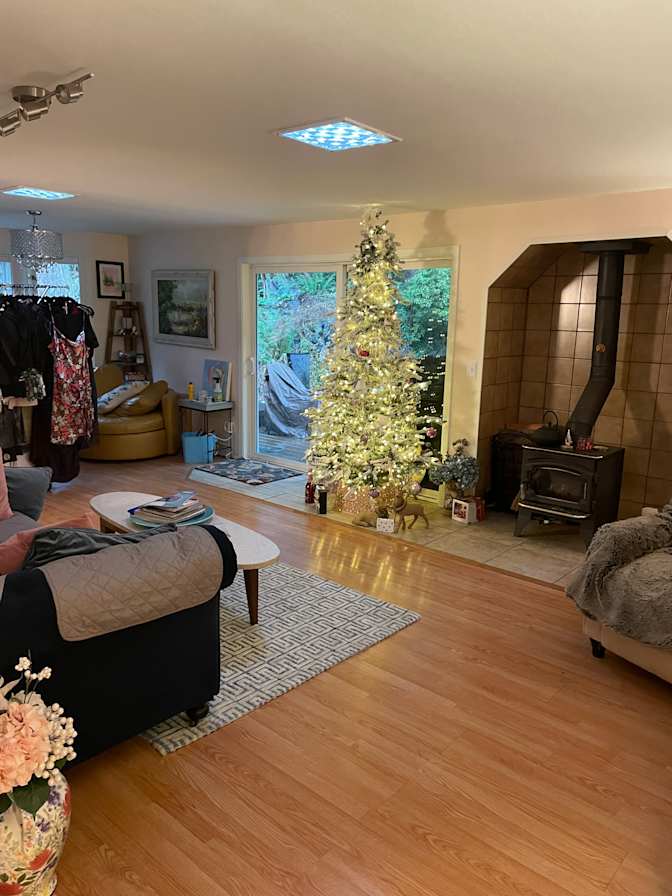 Kimberly Lakin's room