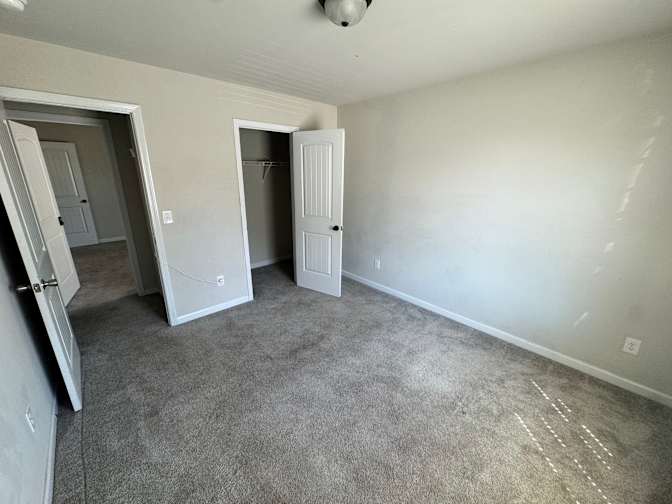 Alcove Rooms's room