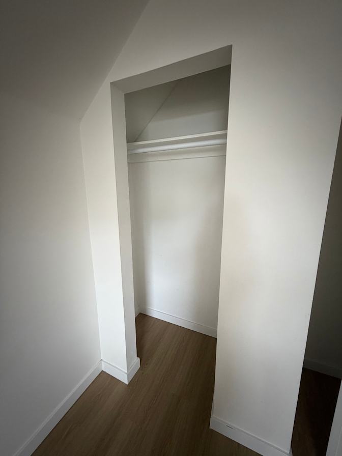 Monisha's room
