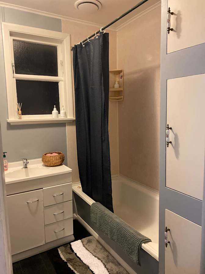 Lisa's room