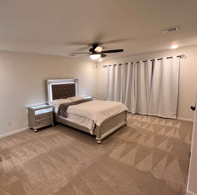 Vee's room