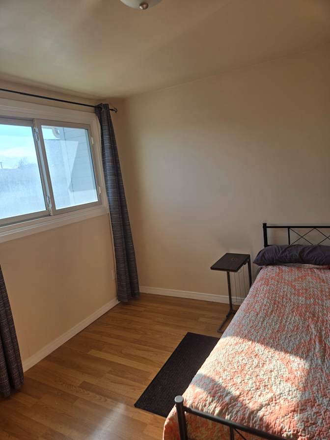 Steve's room