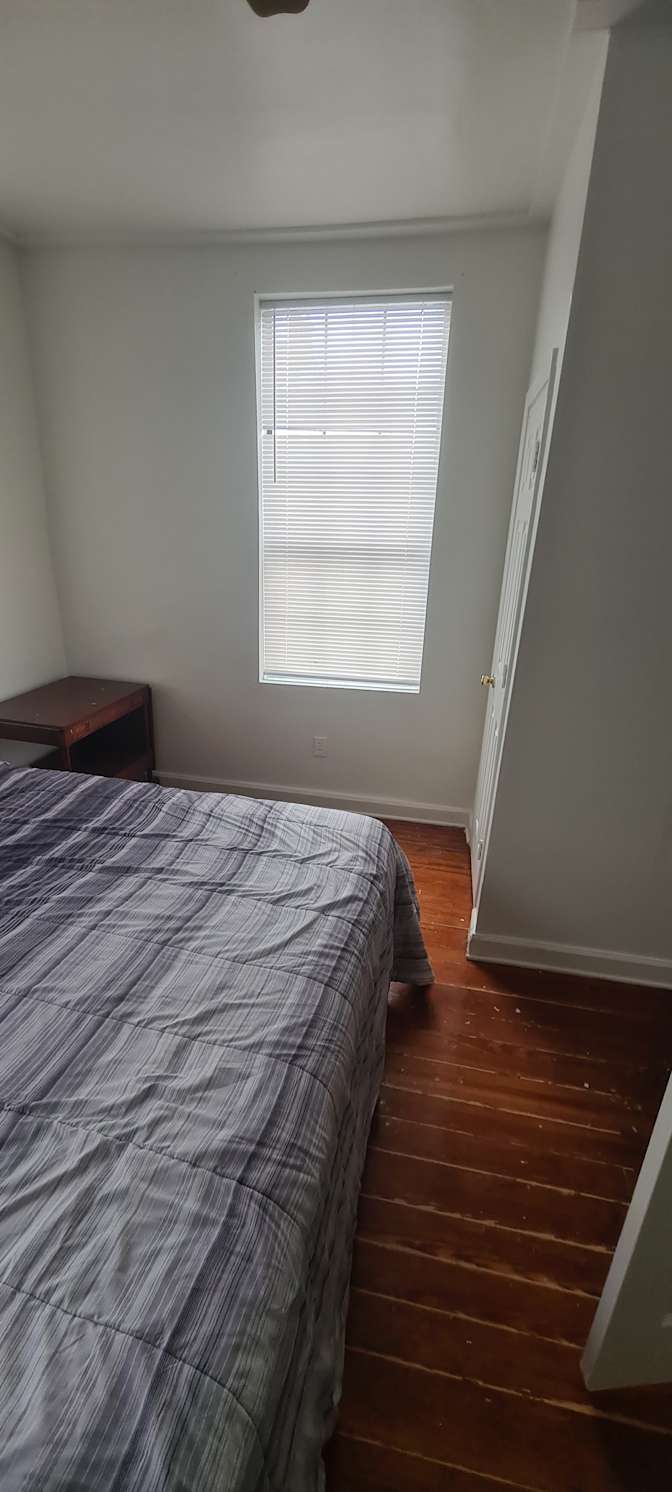 Mohammad's room