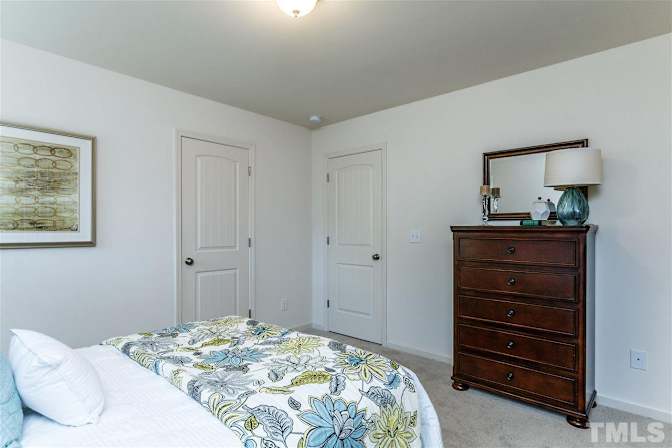 Alcove Rooms's room