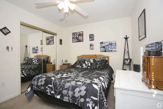 Gonzalo Reategui's room