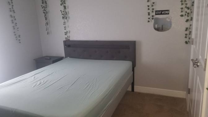 ERICK C GARCIA's room