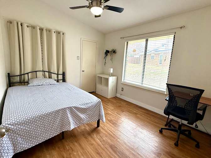 Do Nguyen's room