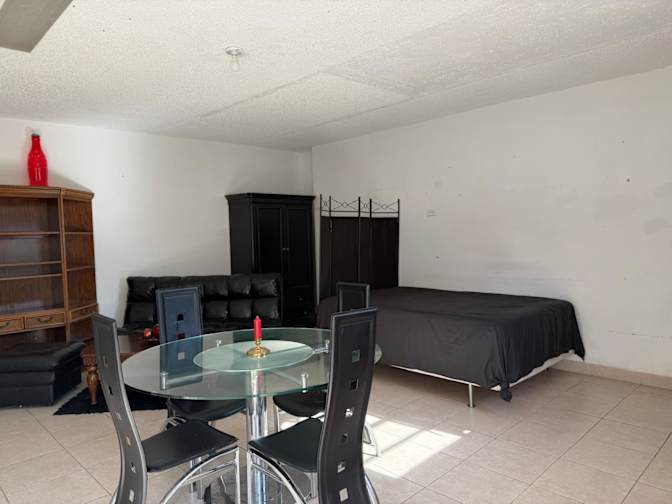 mariana diaz's room