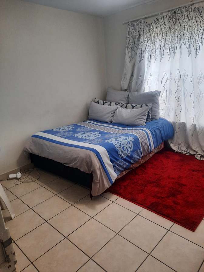 Leaticia nseya's room
