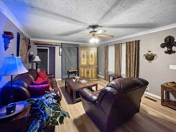 Dejuan's room