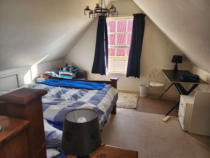 Vee Walker's room