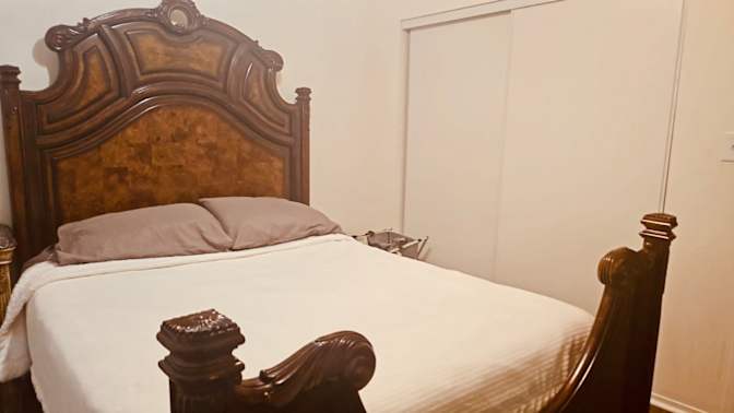 Yani's room