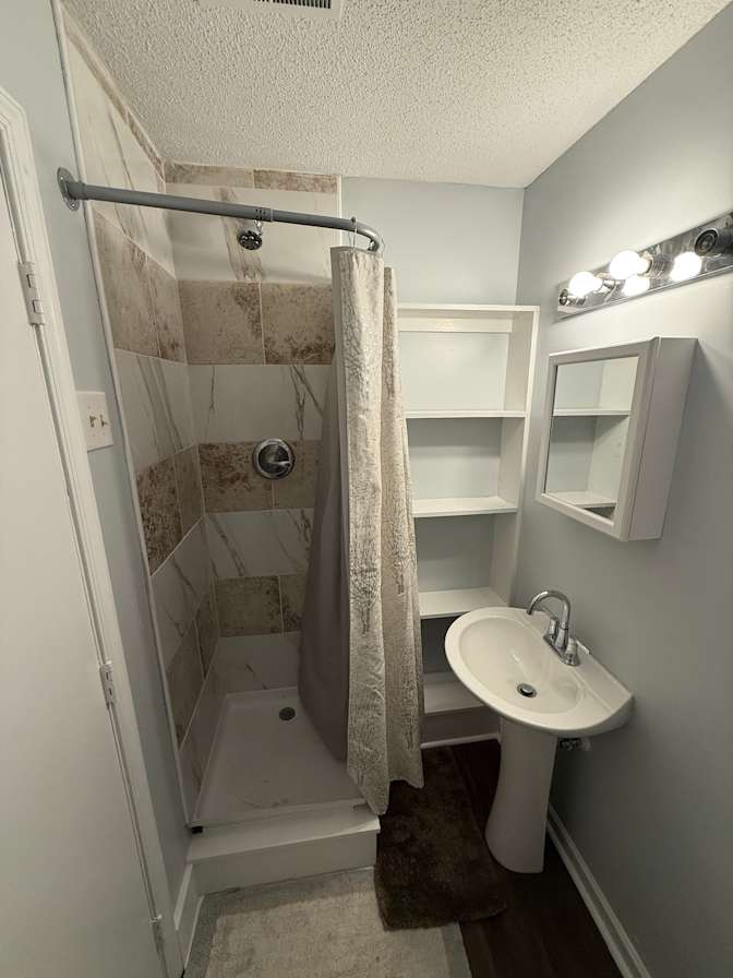 Jon's room