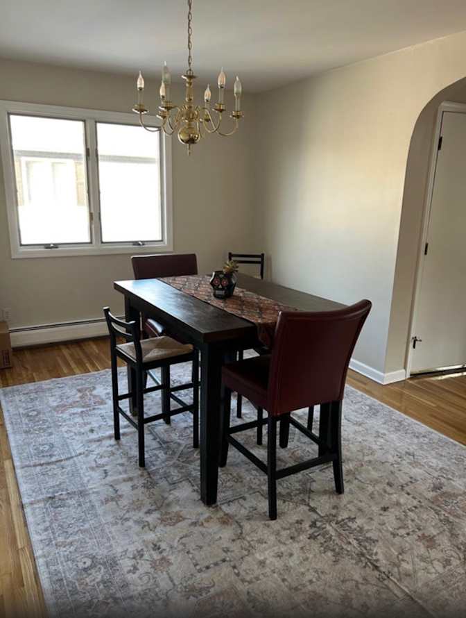 East Rutherford Apt Share's room