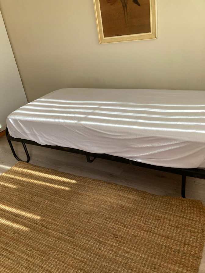 RUTH SAULS's room
