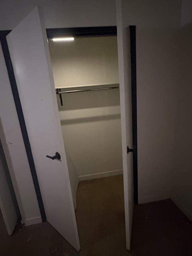 warner's room