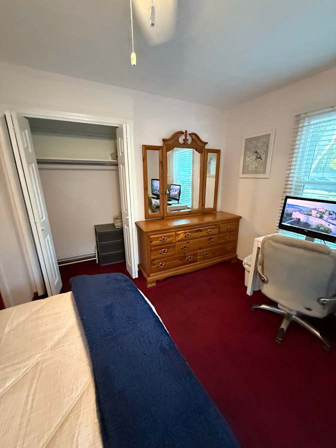 Daniel Jones's room