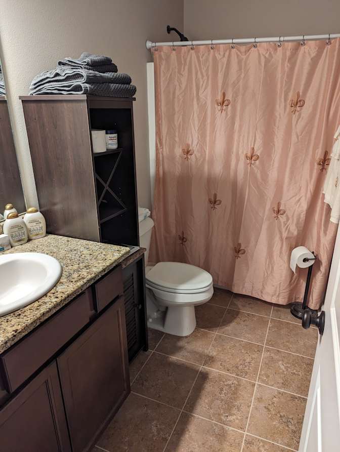 Lisa's room