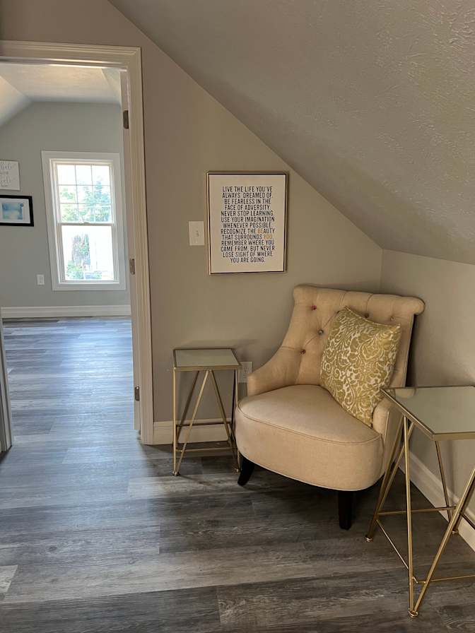 Kreyna Mcmanus's room