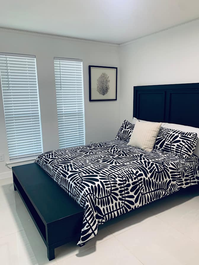 Alberta Dean's room