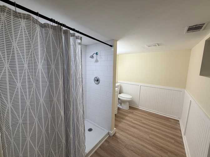 Alcove Rooms's room