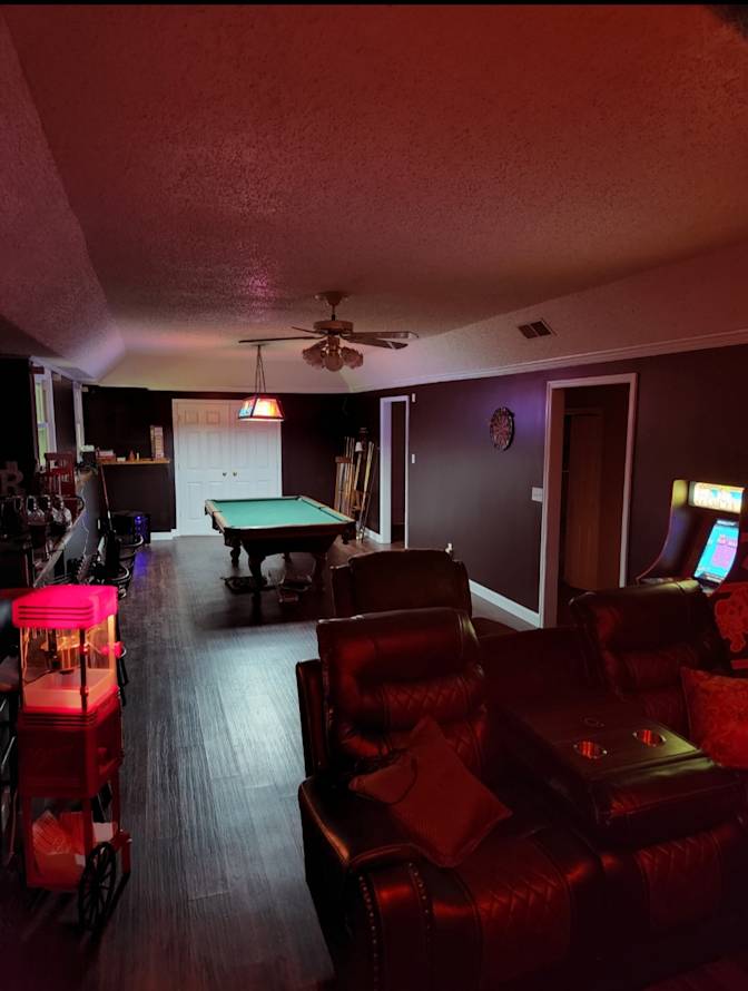 Maggie Robles's room