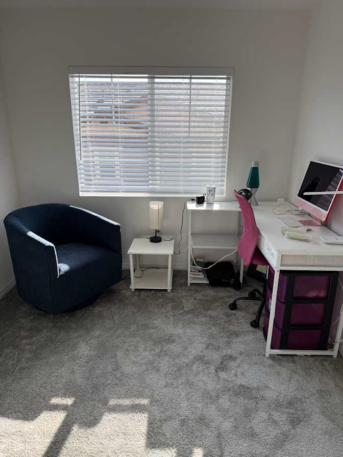 Aya's room