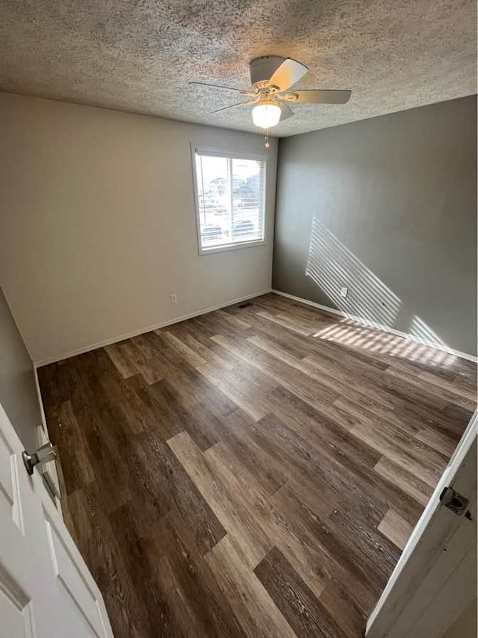 Dustin's room