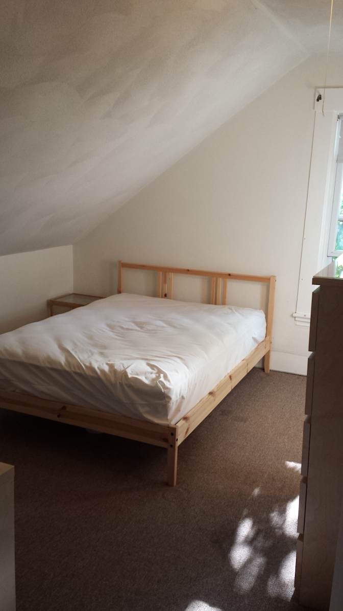 Dina's room