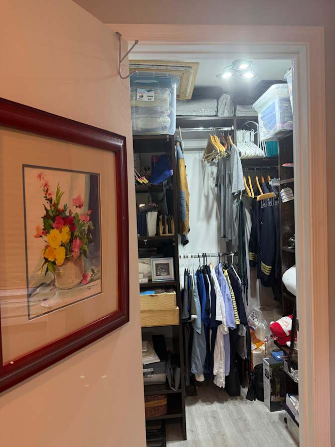 R's room